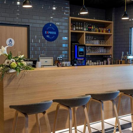 Holiday Inn Express - Nice - Grand Arenas By Ihg Exteriör bild